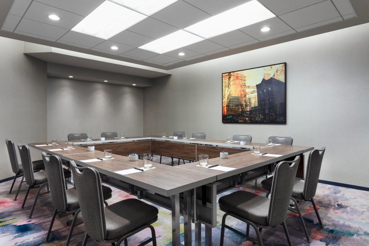 The Lofton Hotel Minneapolis, Tapestry Collection By Hilton מראה חיצוני תמונה